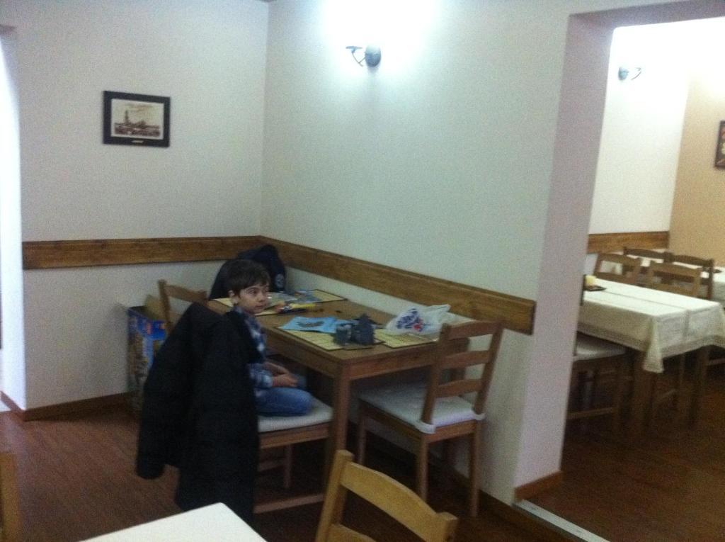 Pension Daciana Bacău Exteriör bild