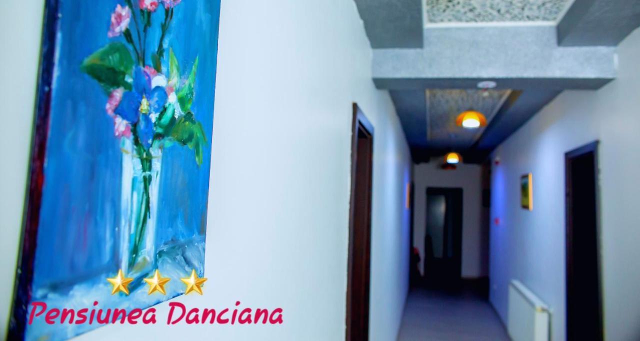 Pension Daciana Bacău Exteriör bild